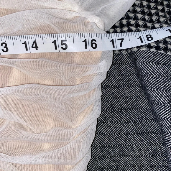 Fashion Nova Maura Mesh Long Sleeve Ruched Dress Size 2x NWT - Picture 5 of 7